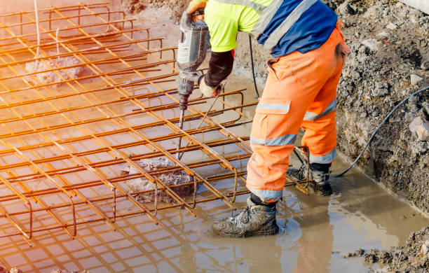 Best Concrete Walkway Installation  in Knightstown, IN